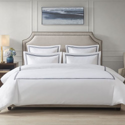 Nova Home Venice Duvet Cover Set, White And Navy Color, Queen Size