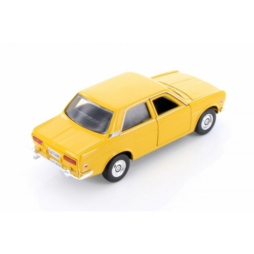 سيارة داتسون 510 موديل 1971 مقياس 1:24, اللون الأصفر من مايستو
