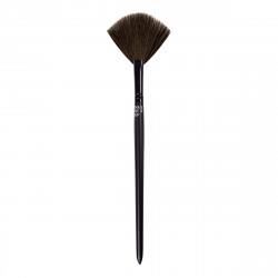 Makeup Factory Highlighter Brush