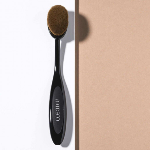 Artdeco medium ovalbrush premium quality