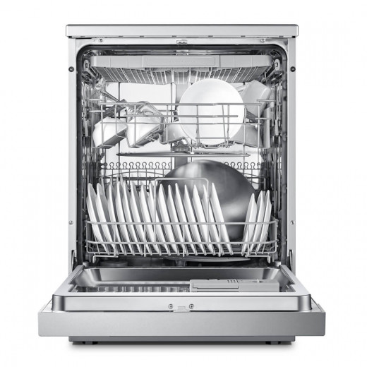 Hisense  dishwasher with 15 place settings,3 baskets,8 programmes,dry+,3 in 1, self clean