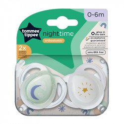 Tommee Tippee Night Time Glow in The Dark Pacifiers, Symmetrical Design , Green (0-6m)