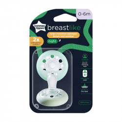 Tommee Tippee Breast like night soother, 0-6 months, pack of 2 soothers with breast-like shape and glow in the dark technology