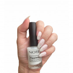 Note Cosmetique Flawless Nail Enamel - 21 Whisper White